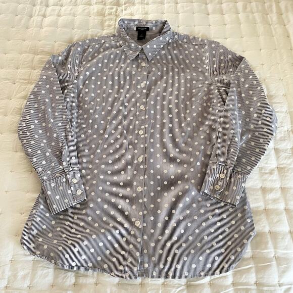 Ann Taylor Pinstripe Polka Dot Shirt Women's 10P | Navy & White Button-up | EUC - Picture 2 of 9